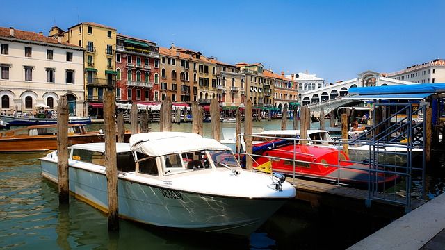 ponte di rialto storia a venezia