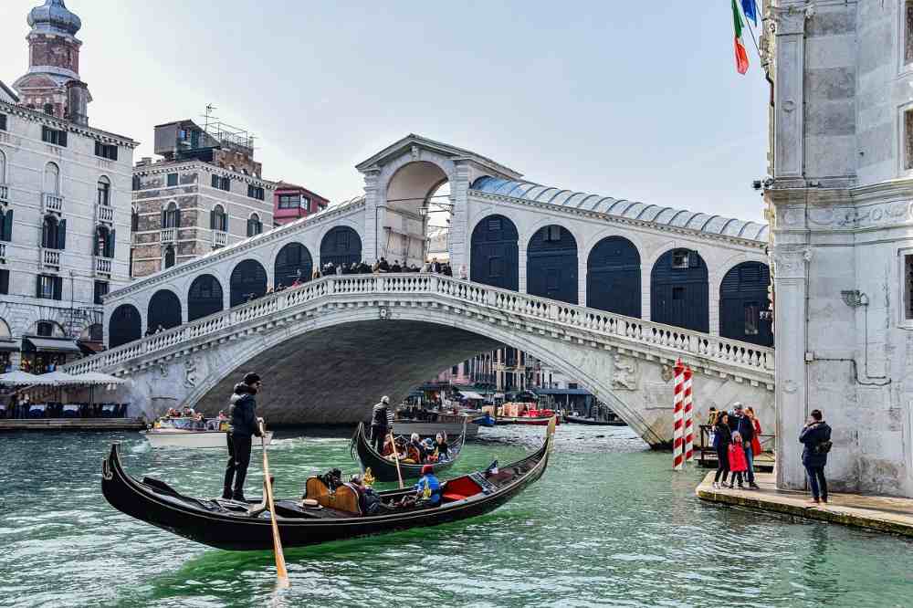 ponte di rialto venezia (Nikolaus Bader fra Pixabay)
