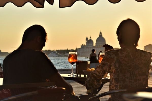 ricetta originale spritz veneziano - Foto di Oli Lynch da Pixabay 