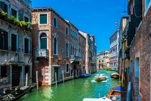 pasqua a venezia 2023 - https://pixabay.com/it/photos/venezia-il-sole-vacanza-nuvole-1896214/